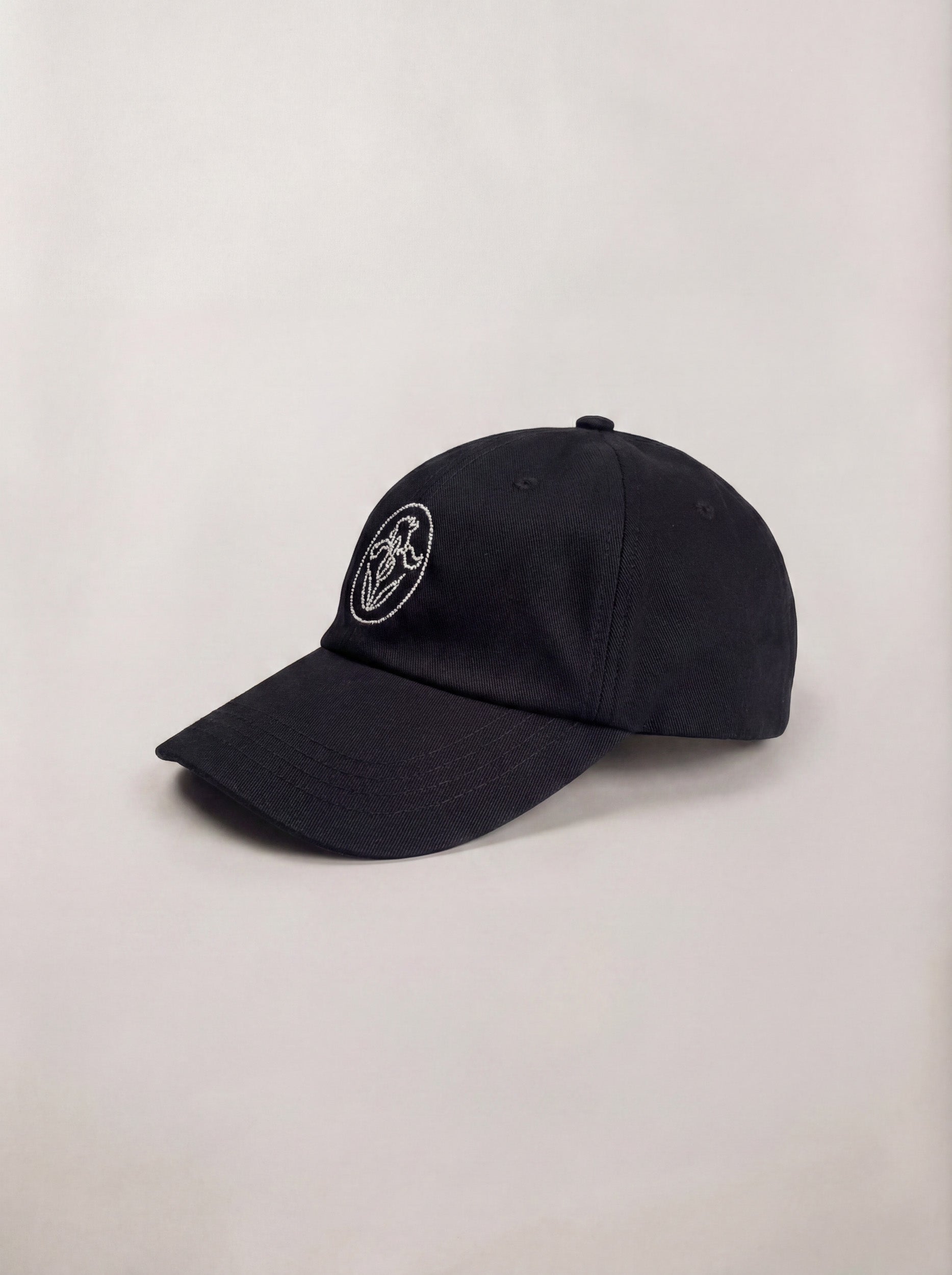 BLACK FLOWER BALL CAP